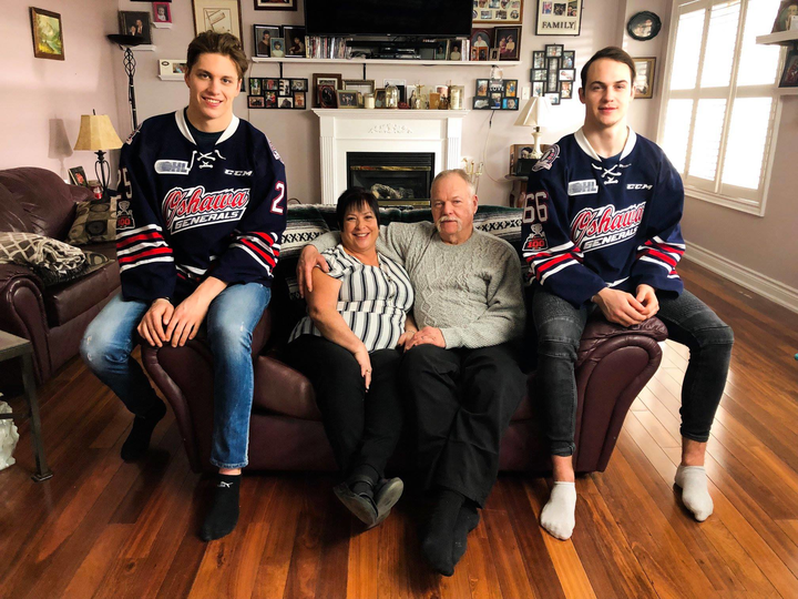 Игроки команды Oshawa Generals, OHL в billet family